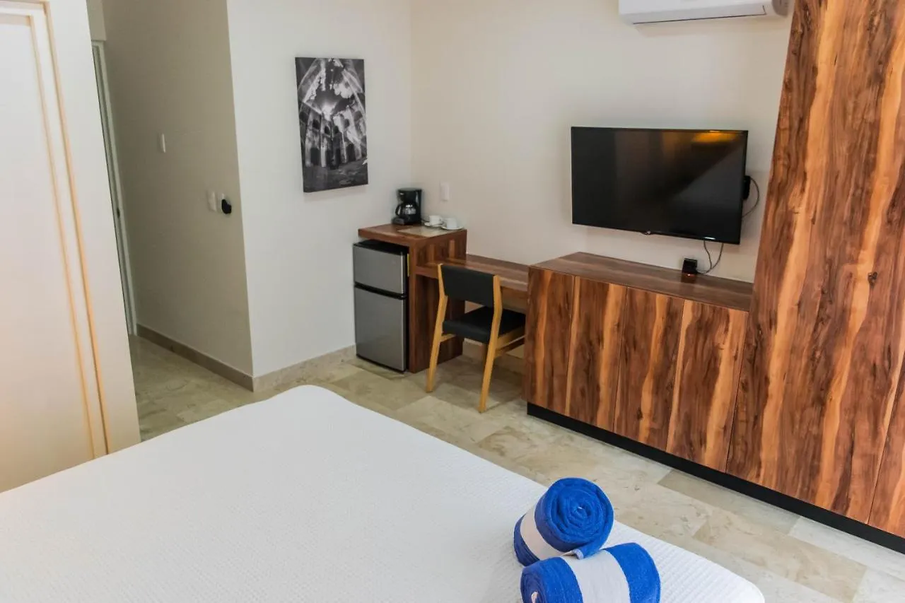 Viva Residence 3*, تولوم